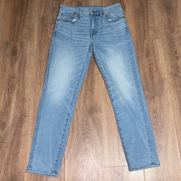 American Eagle Outfitters Other - Men’s American Eagle Airflex+ Jeans
